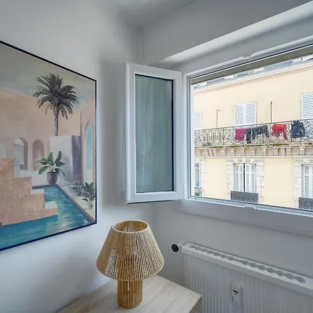 Lumineux Avec Balcon A0b207 Apartamento *