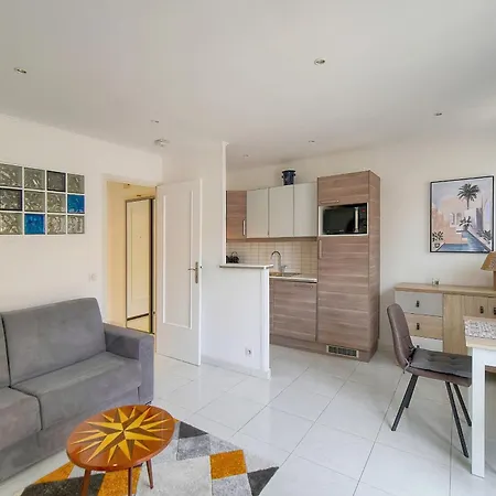Apartamento Lumineux Avec Balcon A0b207 Cannes