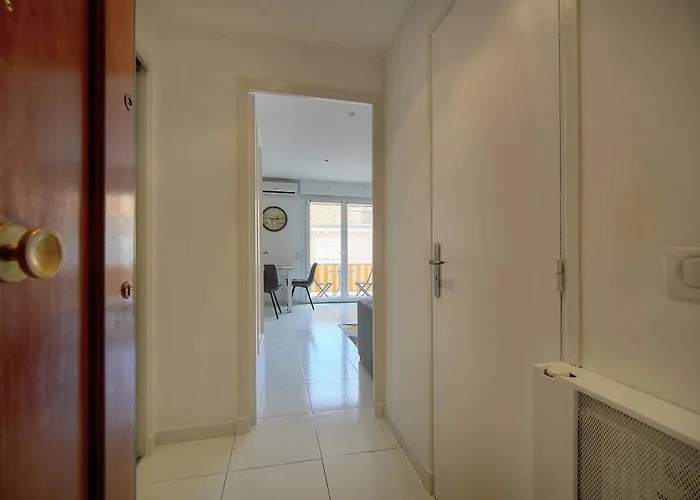 Apartman Lumineux Avec Balcon A0b207 Cannes