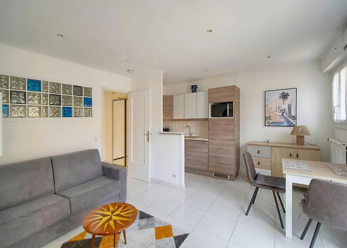 Apartman Lumineux Avec Balcon A0b207 Cannes