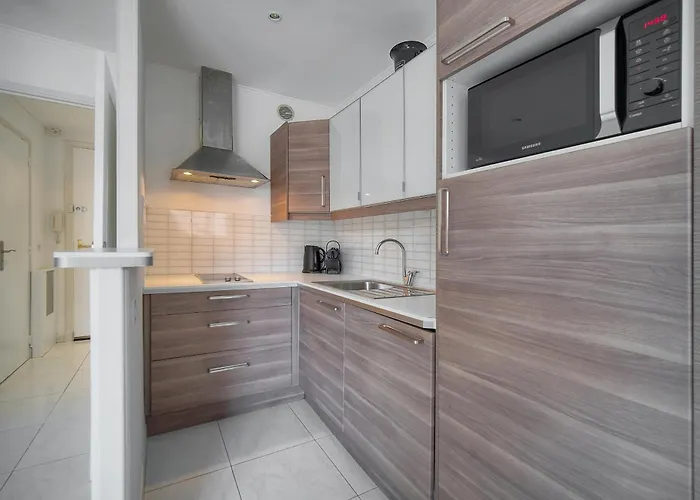 Apartman Lumineux Avec Balcon A0b207