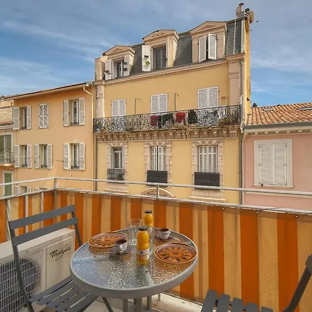 Lumineux Avec Balcon A0b207